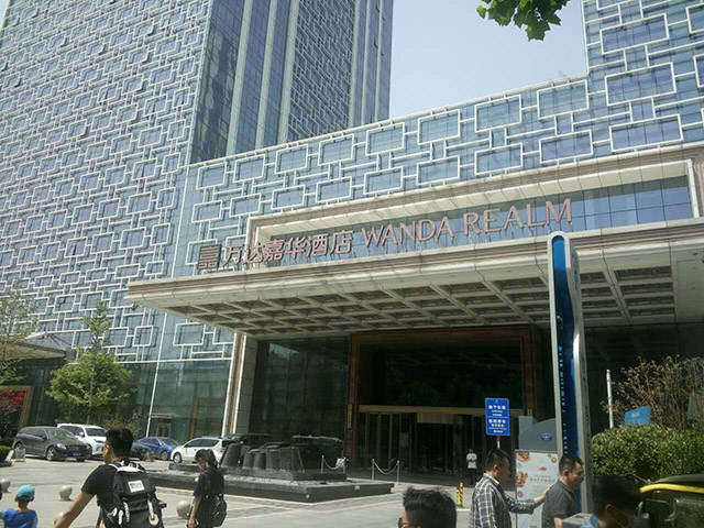 01.jpg