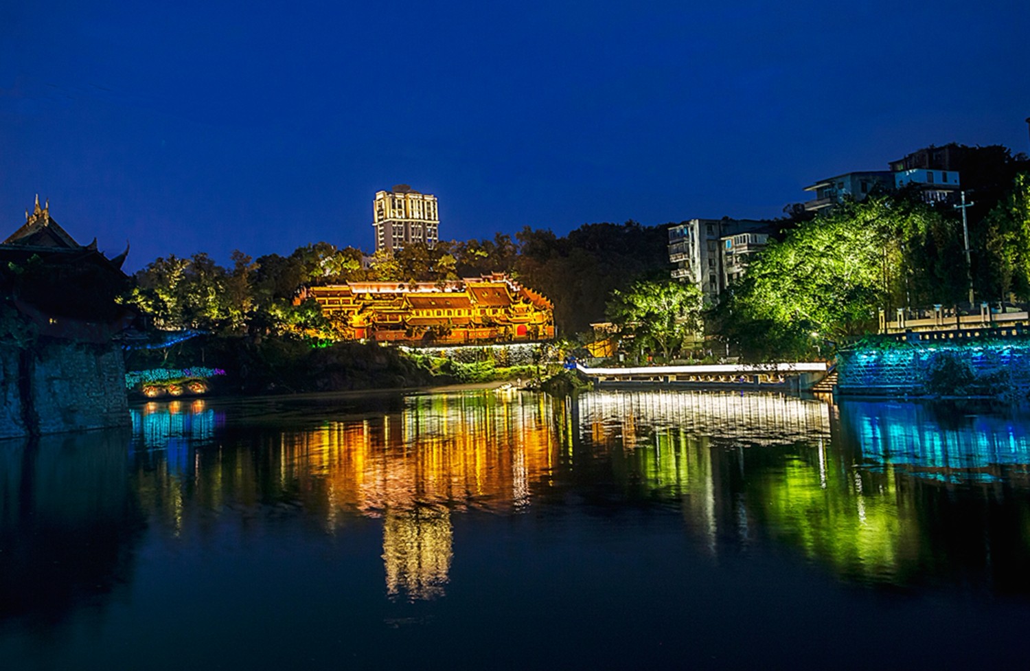 图片釜溪河上夜色美