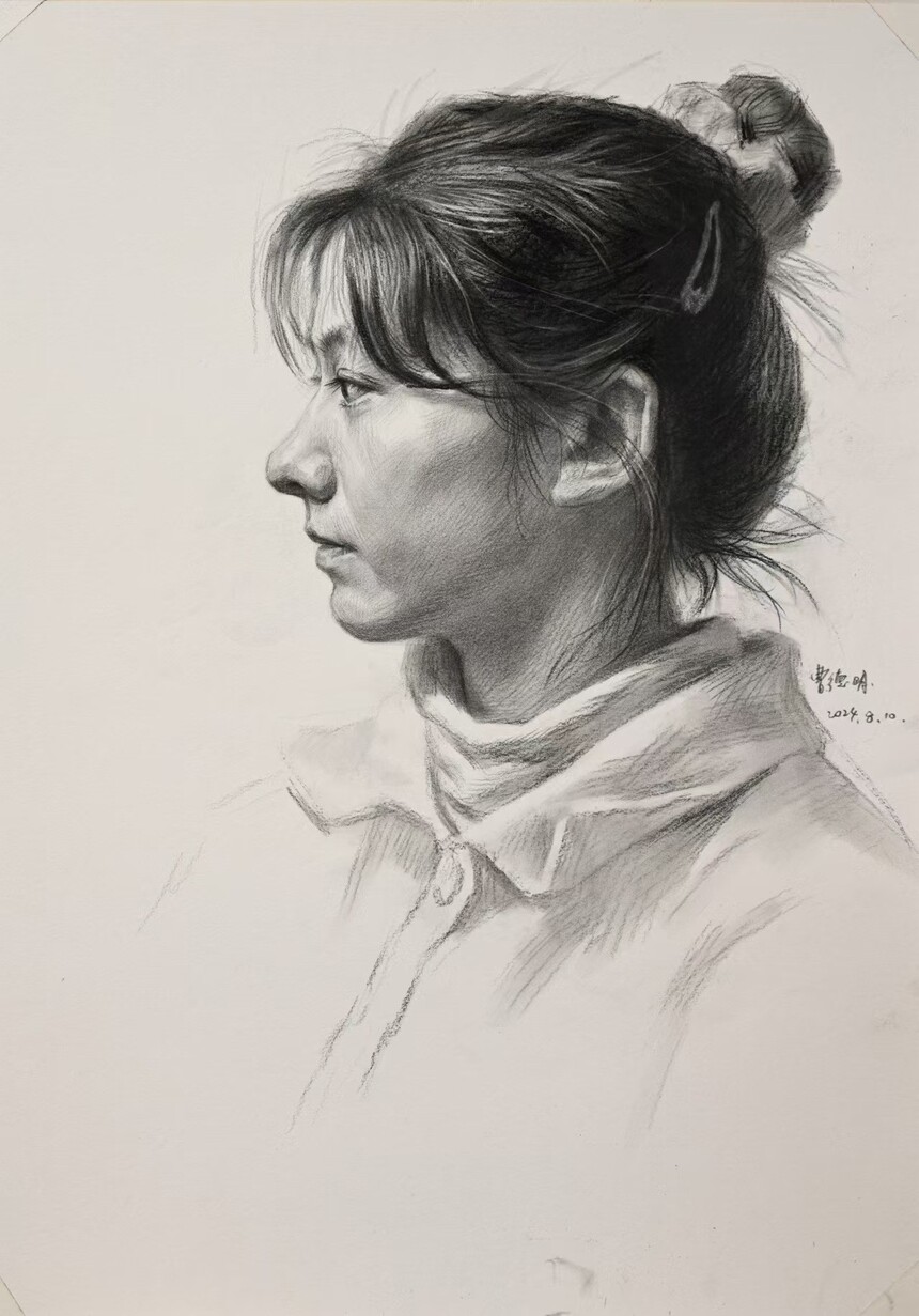 淄博画室:画人像素描时,应该先从整体构图还是局部细节入手? 淄博画室:画人像素描时,应该先从整体构图还是局部细节入手?