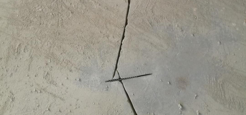 金刚砂地面修补.jpg