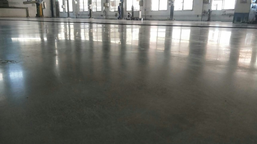 金刚砂地坪.jpg