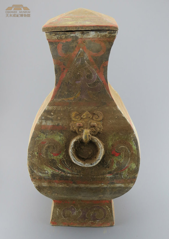 天水成纪博物馆西汉灰陶彩绘云纹方壶