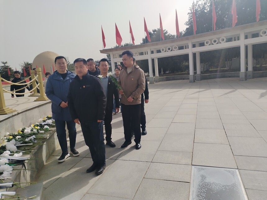 1743415098557783.jpg 微信图片_20250331175017.jpg