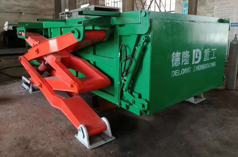 水平式垃圾压缩设备 水平式垃圾压缩设备