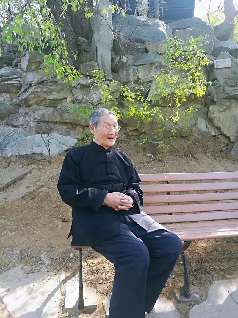 1744596566708939.jpg 640.jpg