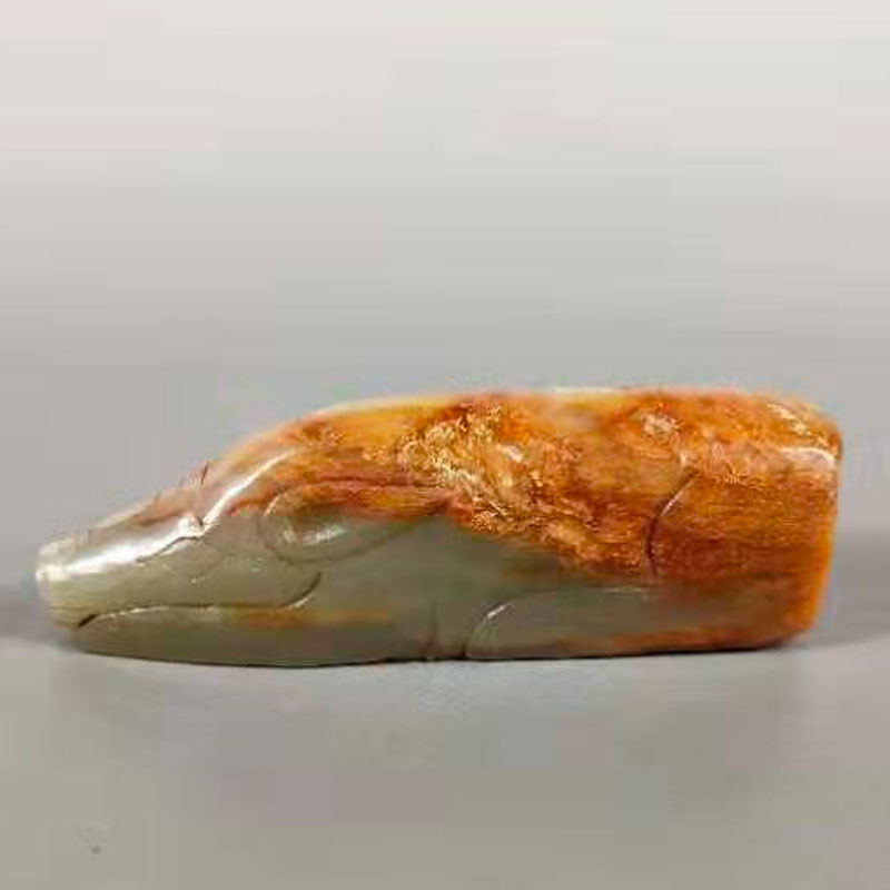 汉代和田青玉猪