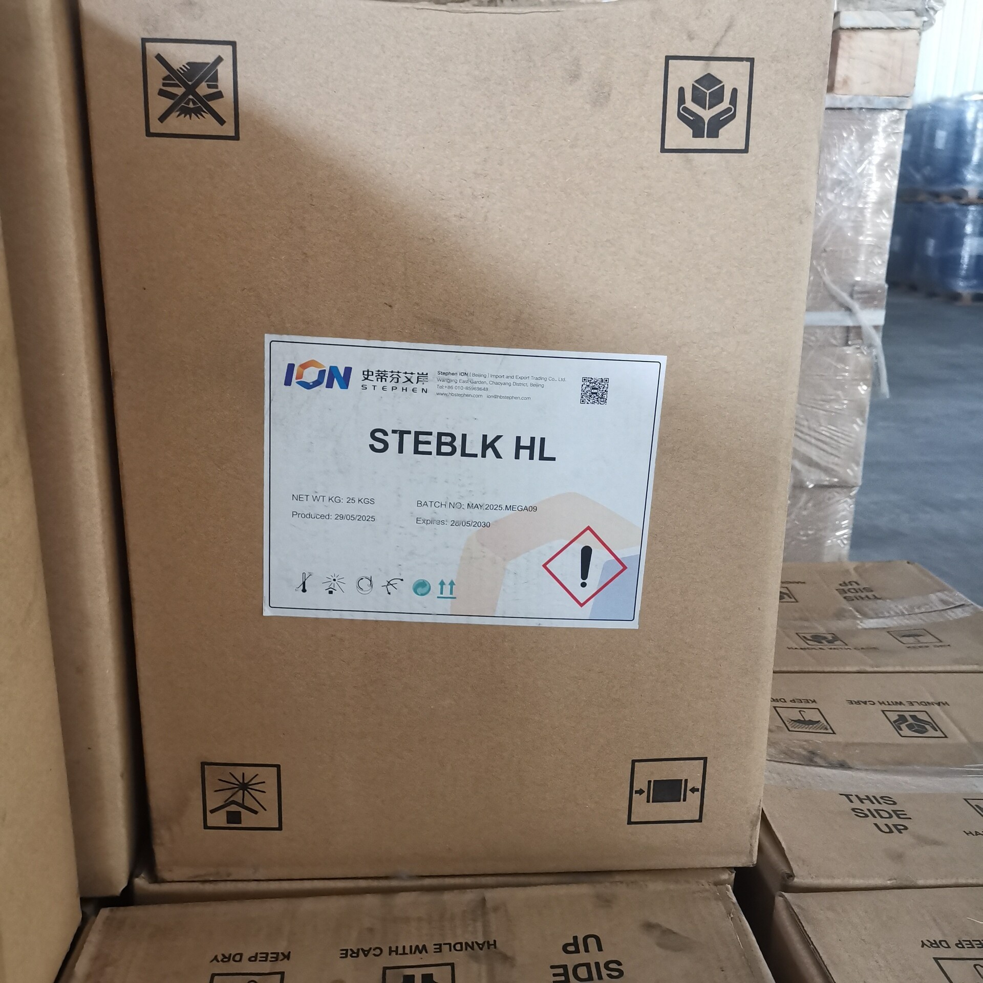 STEBLK HL.jpg