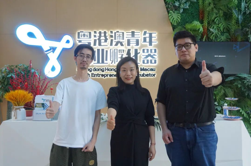 1675992822432620.png 合照.png