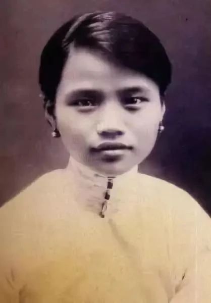 1700021817281117.jpg 70370221c3cd3b98d761617b15ebfa62.jpg