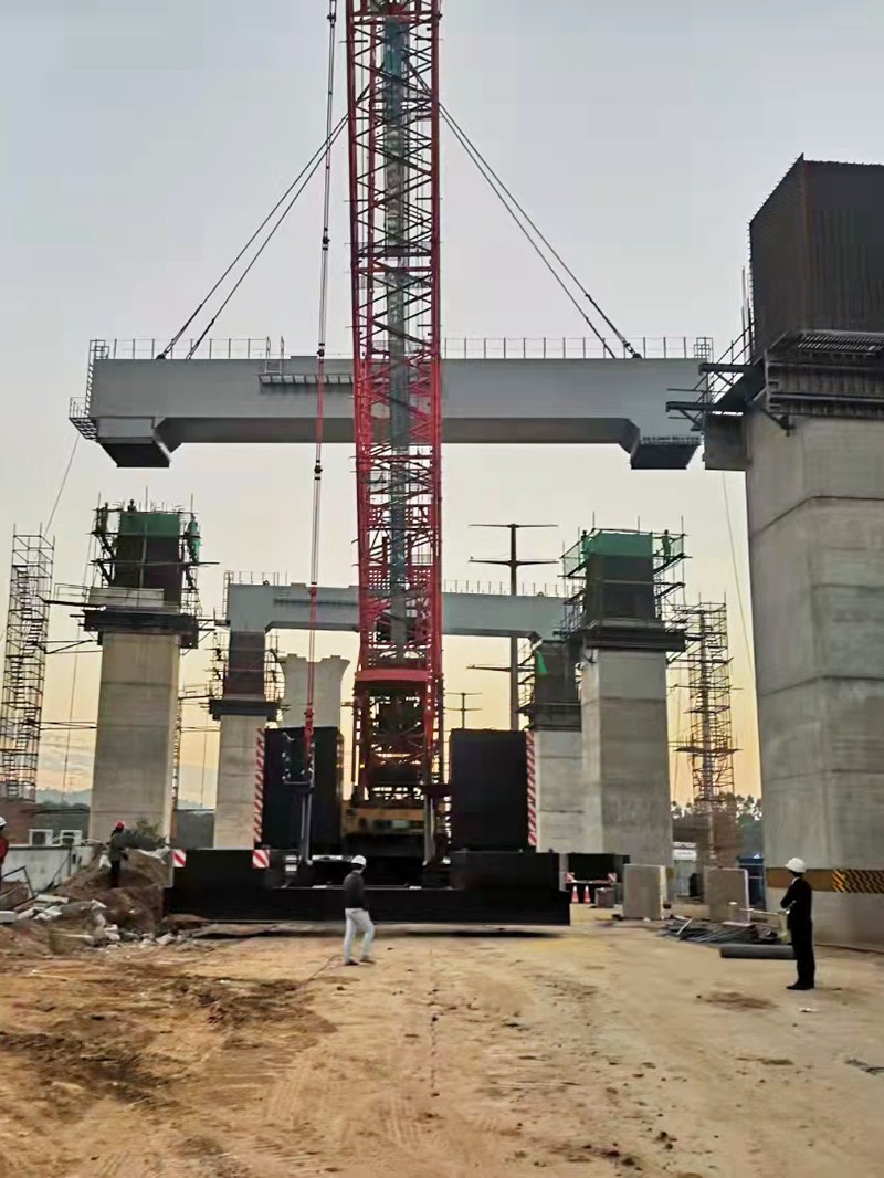 泉州湾跨海大桥钢箱梁-山东腾飞吊装工程有限公司	