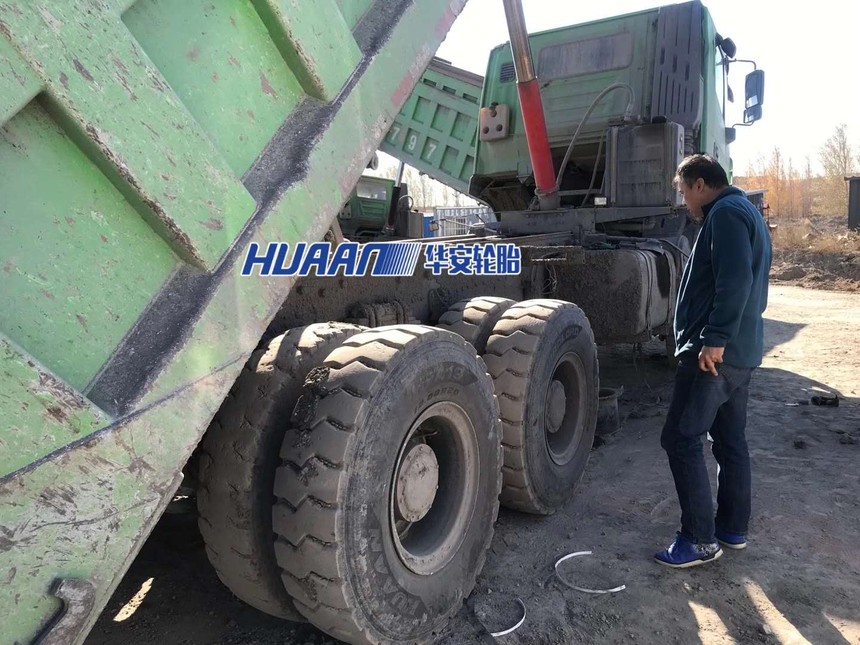 Dumper with Huaan tire HFA19