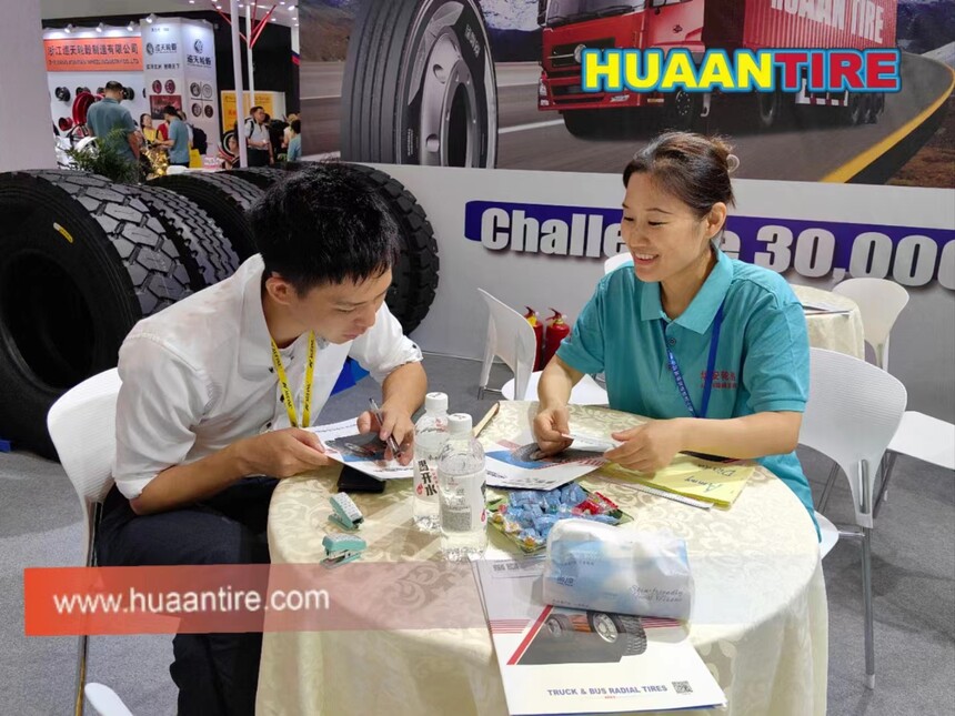Huaan tire team and customers