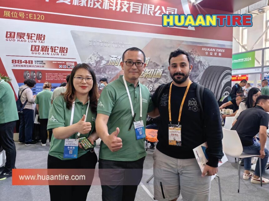 Huaan tires team and customers from overseas In ChinGRTAE Exhibition