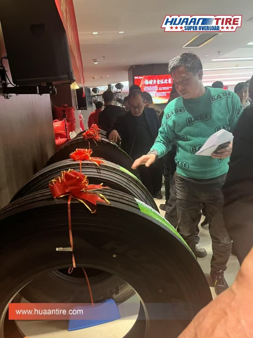 Huaan Tires' 2025 Chinese New Year Roadshow in Henan