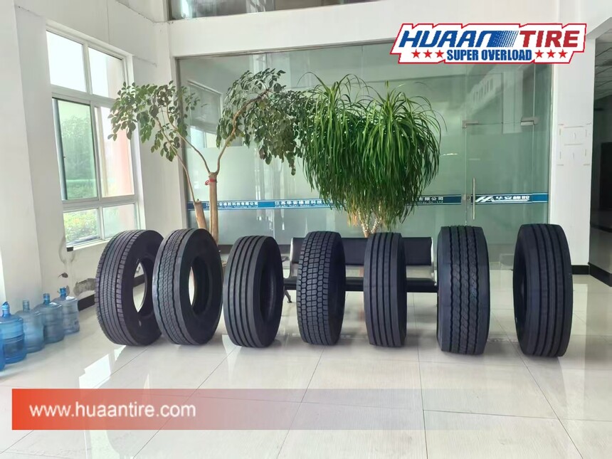 HUAAN TIRE in Showroom