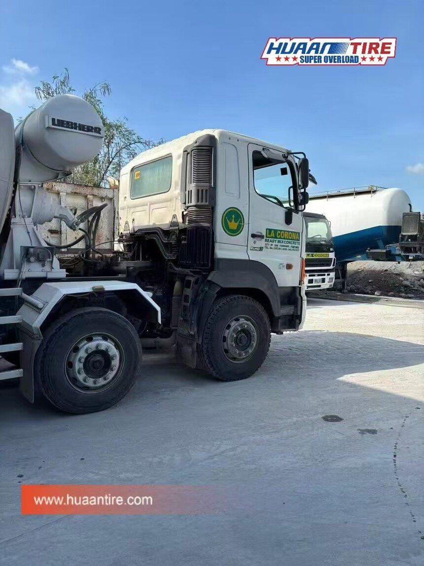 Huaan Tire 12R22.5 HLA78 In Asian market