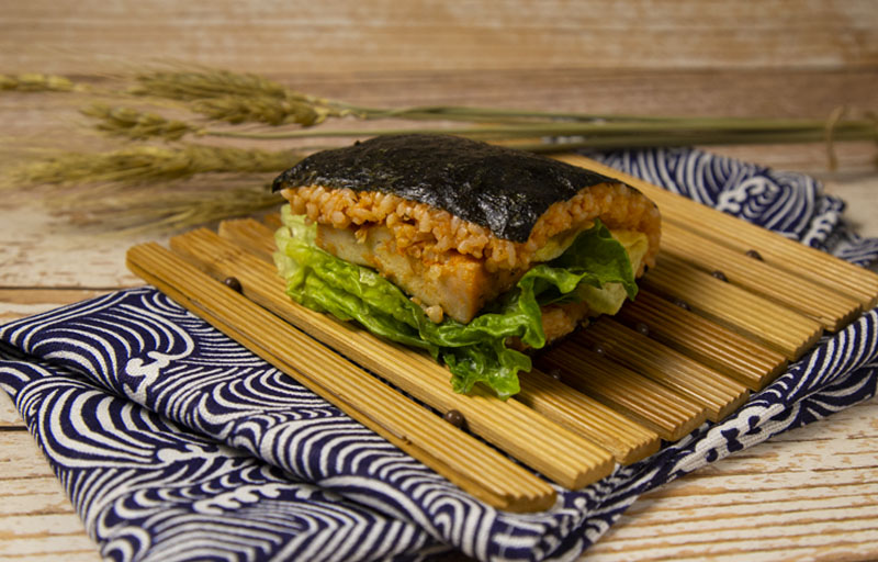 茄汁鸡排大口饭团_喜士多便利店