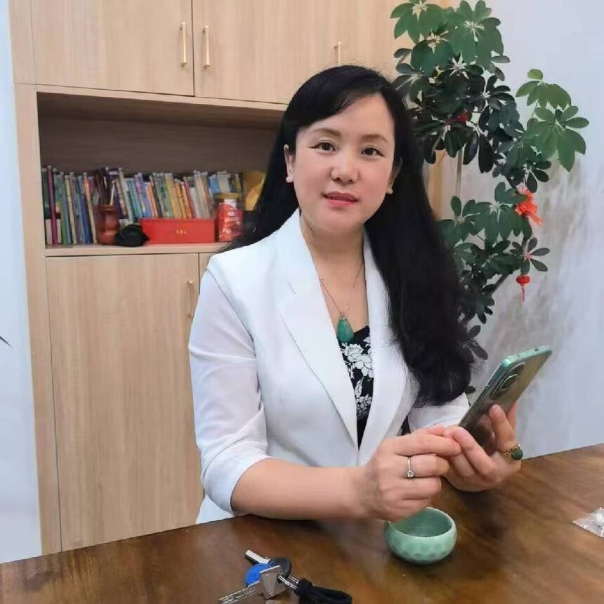 朱珠老师 朱珠老师