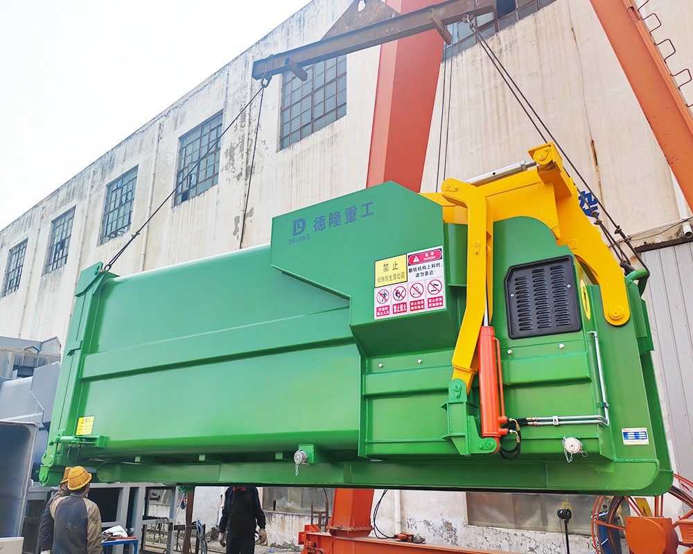 ����ĳ����5̨18�����ƶ�ʽѹ��������