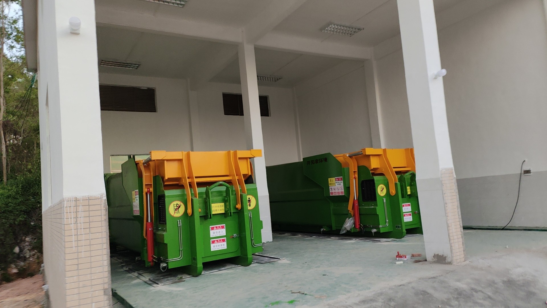 �ƶ�ʽ����ѹ����