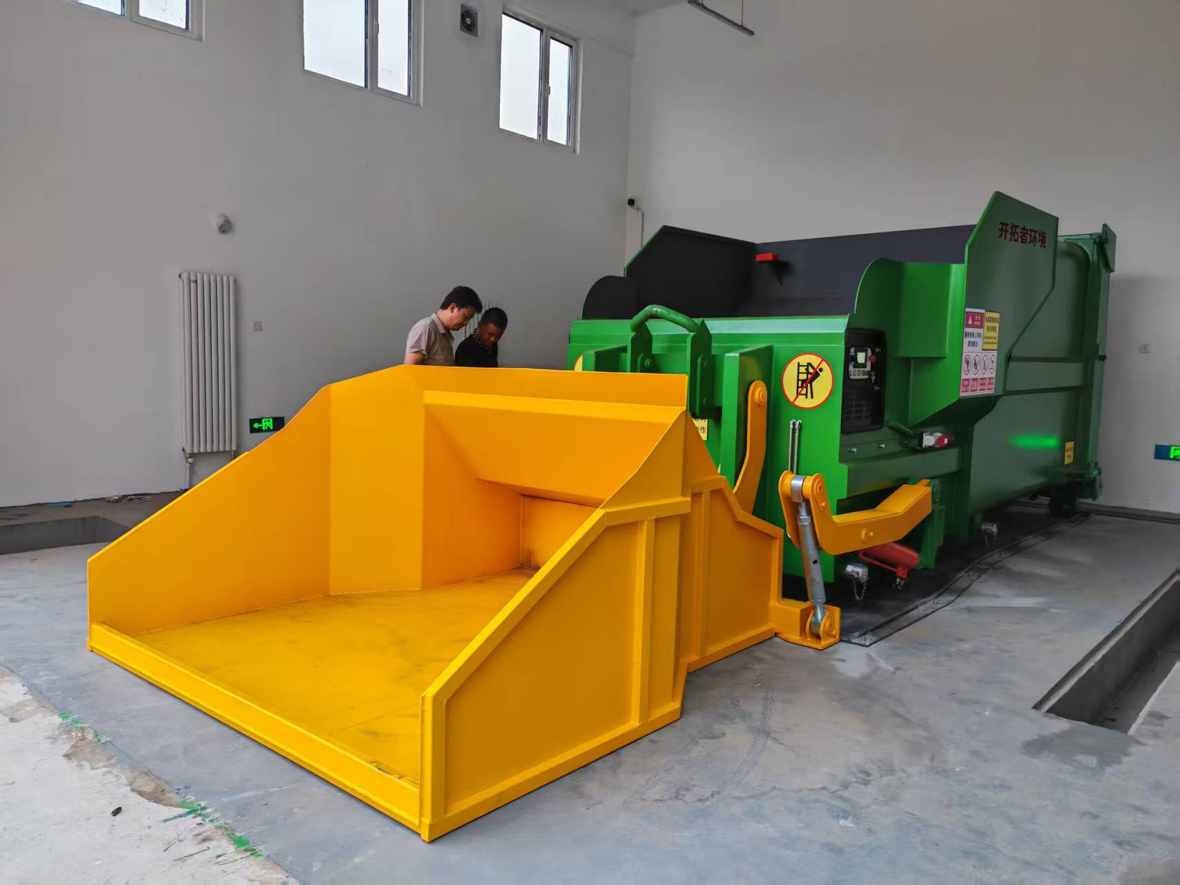 �ƶ�ʽ����ѹ����