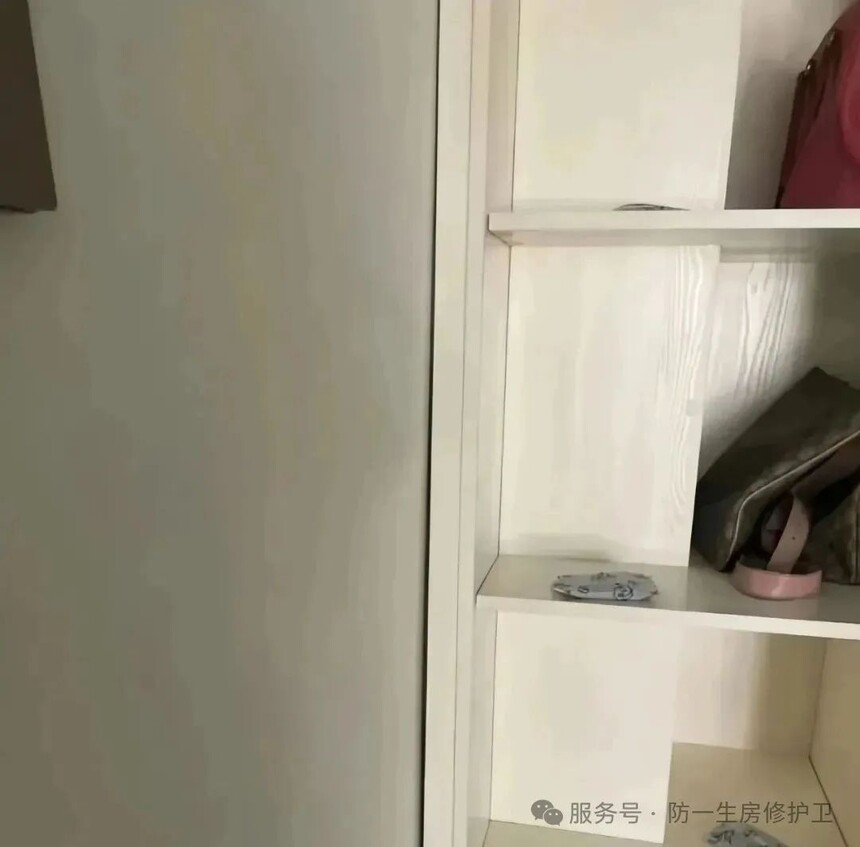 1754461527334615.jpg 2.jpg