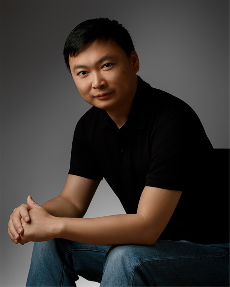 1747400335948069.jpg 彭贵军近照1.jpg