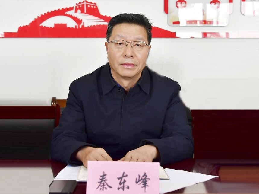 赵亚峰宣布任免决定张文伟出席并讲话1月29日,忻州市工商联召开干部