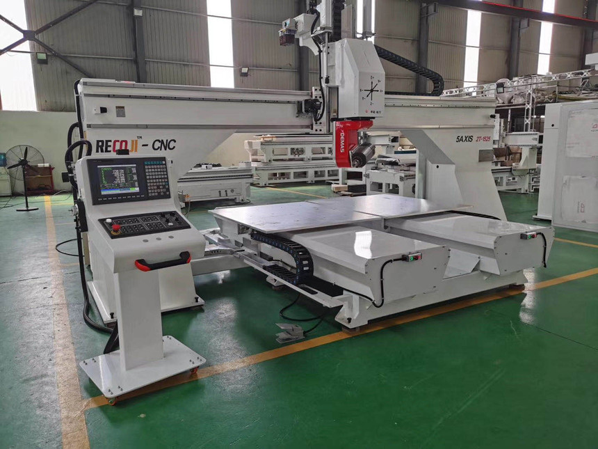 Five-axis CNC machine made in China, multi-function: production cutting, drilling, trimming, prototype and fixture processing