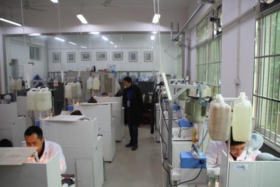 ����ʡ�׽챦��ʯְҵ���ܴ�����ʯ��̱�������������ְԺ����