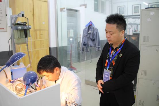 ����ʡ�׽챦��ʯְҵ���ܴ�����ʯ��̱�������������ְԺ����