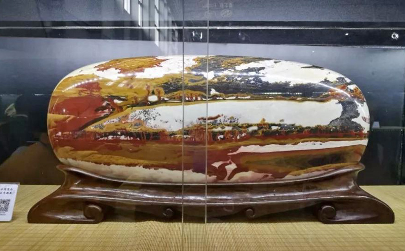 李隐龙:再谈打磨类画面石的艺术特点及市场优势 李隐龙:再谈打磨类画面石的艺术特点及市场优势