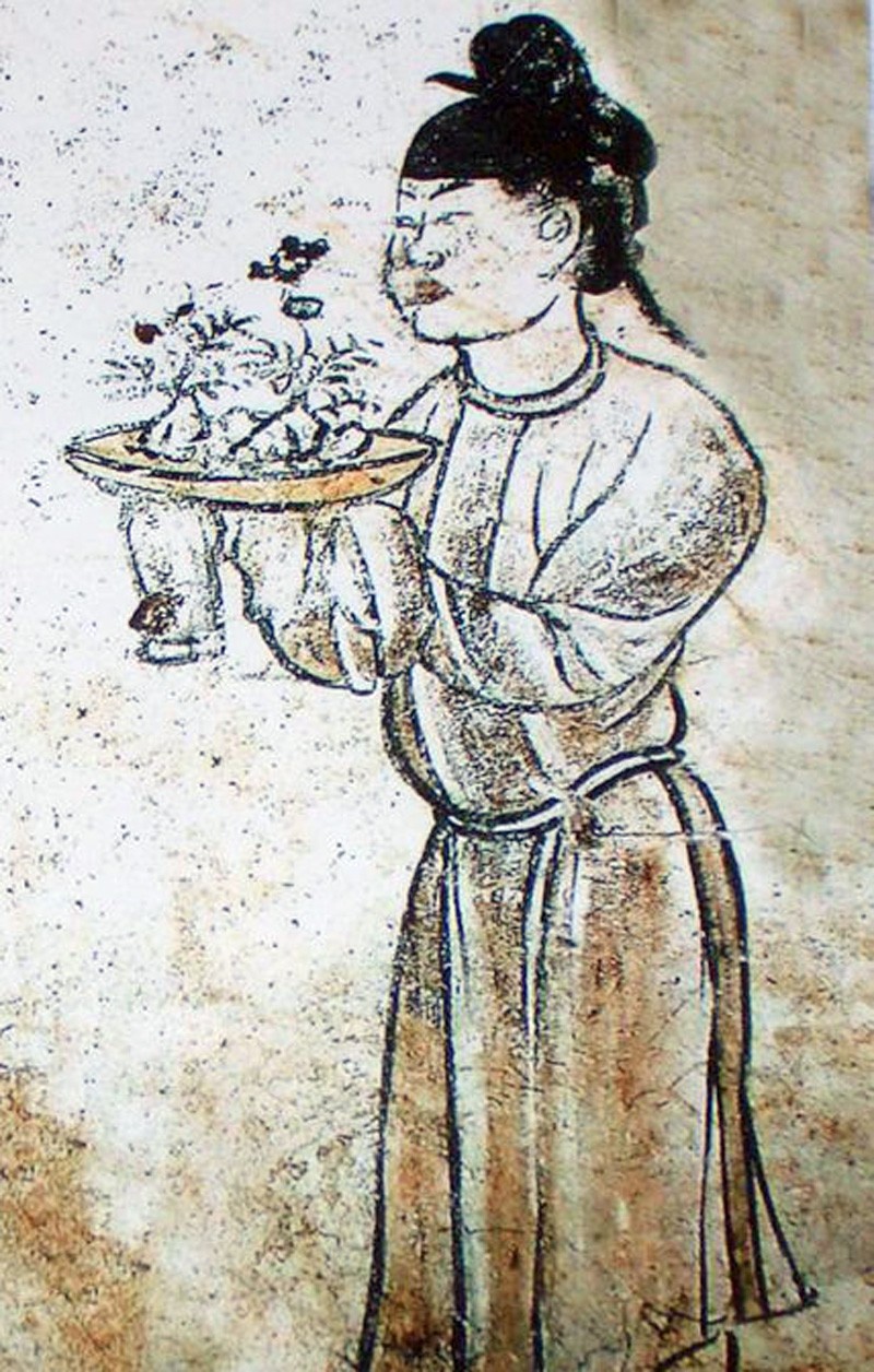 ͼ4  �»�̫��Ĺ�ͨ�ڻ�����Ů���辰ͼ