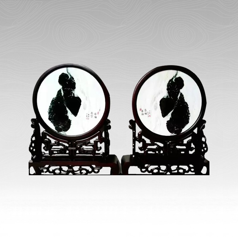 贰哥奇石:观赏石的价值如何体现?它的价值很高,主要体现在以下三个方面 贰哥奇石:观赏石的价值如何体现?它的价值很高,主要体现在以下三个方面