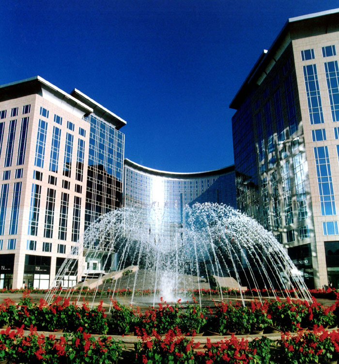 ���������㳡�ܲ�