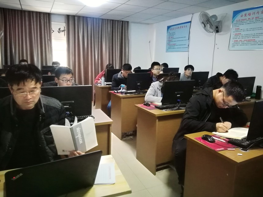 教学环境1.jpg