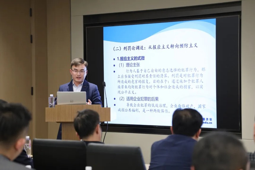 1644293358319999.jpg 640.webp (7).jpg