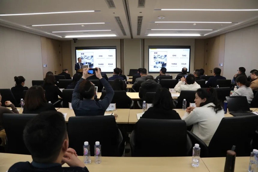 1644293471133581.jpg 640.webp (10).jpg