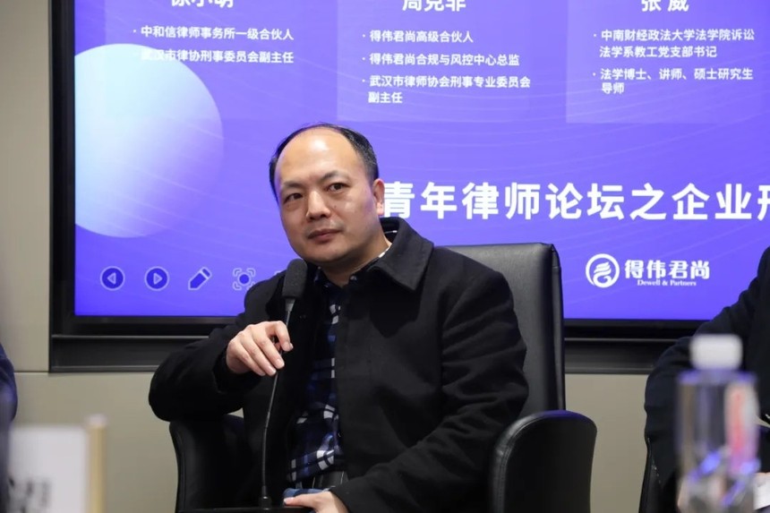 1644293896806204.jpg 640.webp (26).jpg