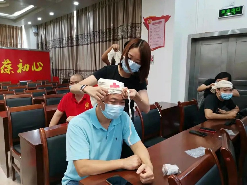 6.webp~1.jpg