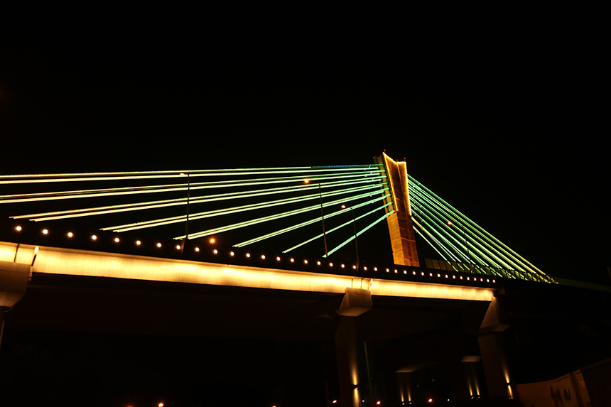 和平路拉索桥 (2).JPG