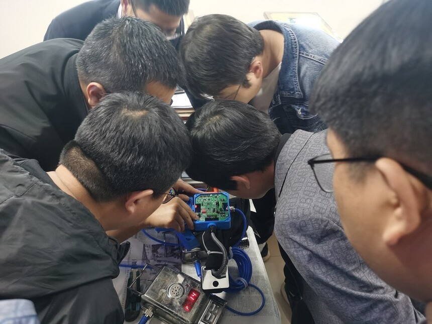 �ֳ�ʵ�ٽ�ѧ ����.jpg