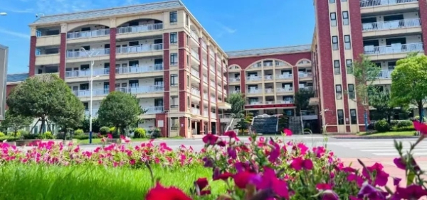 1696829997189224.jpg 1696829997189224.jpg