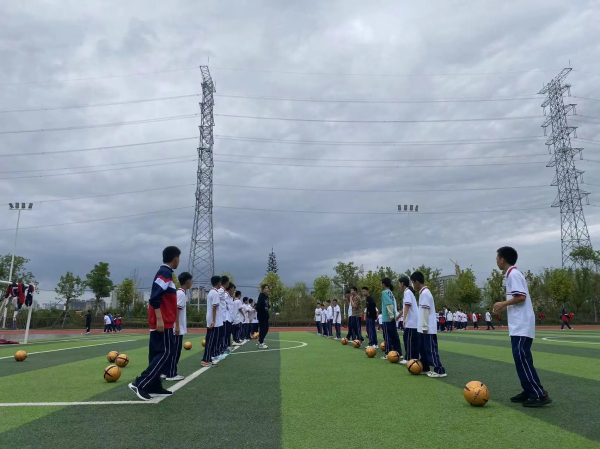 1696832435802165.jpg 1696832435802165.jpg