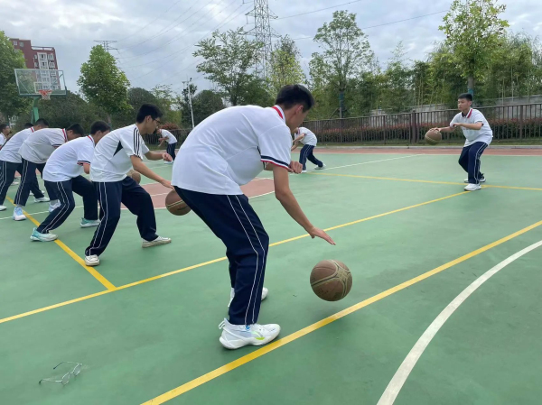 1696832662138564.jpg 1696832662138564.jpg