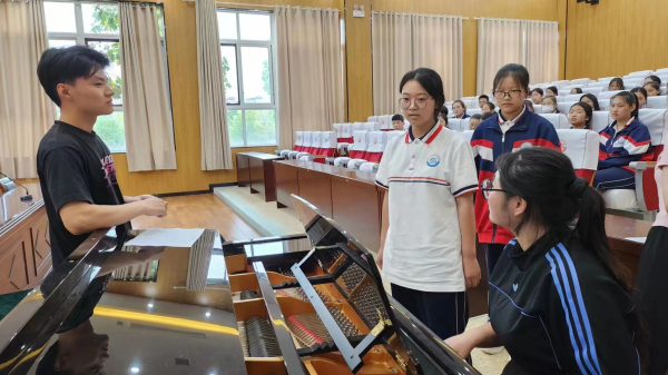 1696833996776577.jpg 1696833996776577.jpg