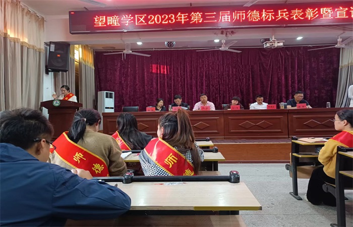 1699314911895872.jpg aaa991c9b7c8e0a777f6d4cc9d8bdb1.jpg