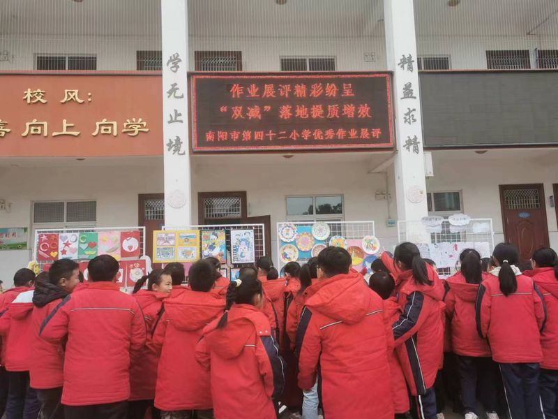 ������ҵչ�� (3).jpg