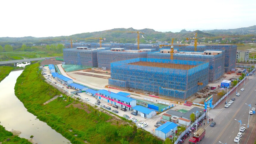 ͼΪ���ı���·�ż��ű����ڽ���˾��ƽ��Ŀȫò �������� (3).JPG