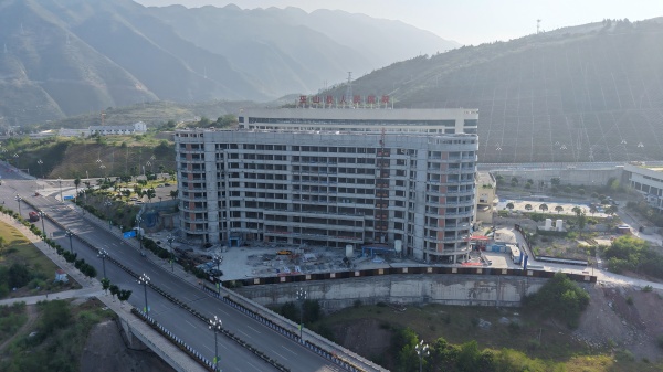 ͼΪ������·�ż��ű����ڽ���˾��ɽ������ҽԺ������Ժ���ڽ�����Ŀ���溽��ͼ������ �㣩(1).jpg